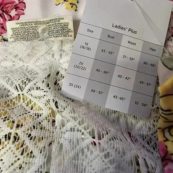 Bobbie Brooks Blouse 1X NWT - Picture 4 of 4